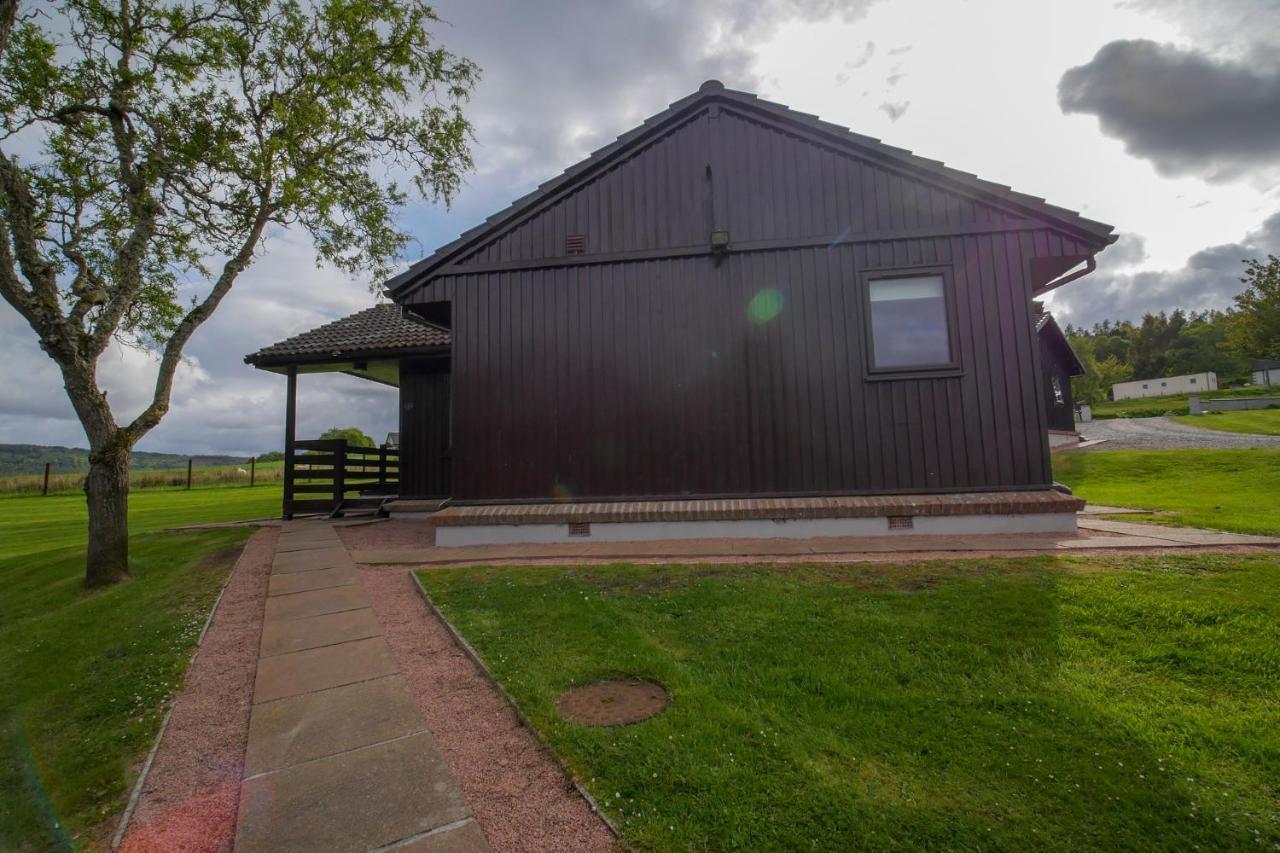 Glenview Chalet Park Inverness Exterior photo